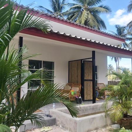 Nice Home Stay At Samroiyod Baanphakrimlay エクステリア 写真
