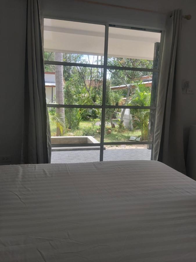 Nice Home Stay At Samroiyod Baanphakrimlay エクステリア 写真